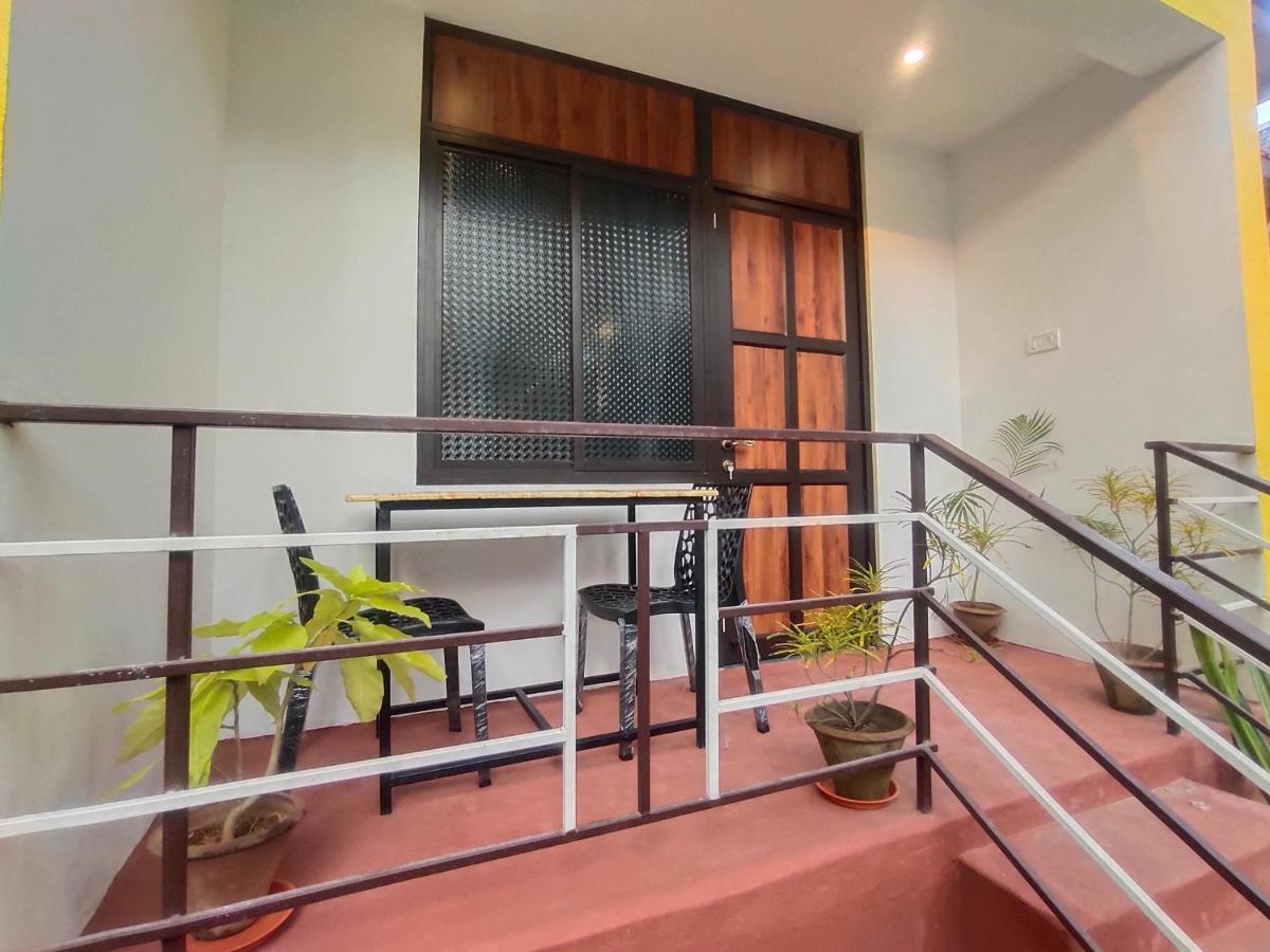 Pv Cottages Serenity Beach Пудучеррі Екстер'єр фото