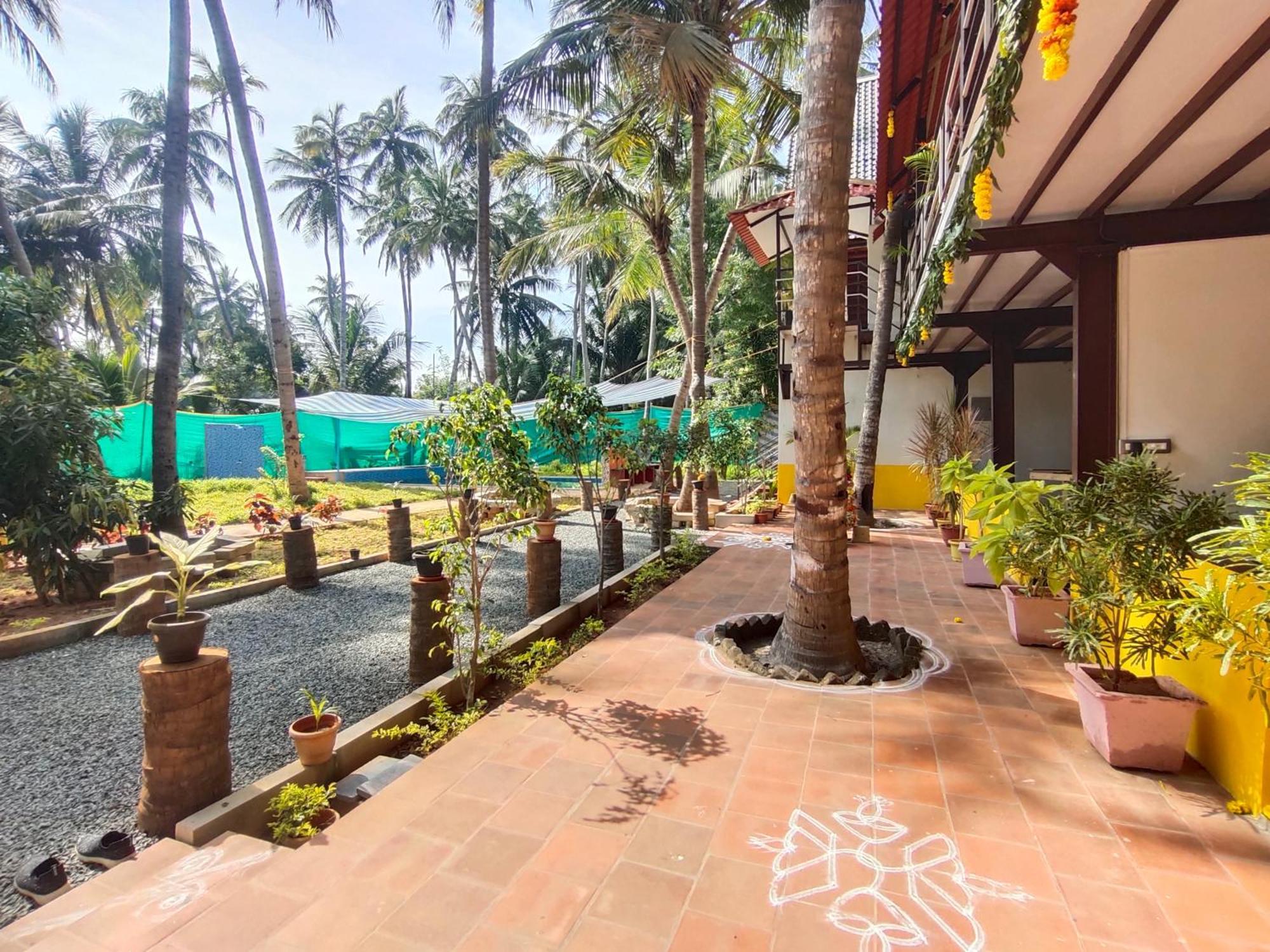 Pv Cottages Serenity Beach Пудучеррі Екстер'єр фото